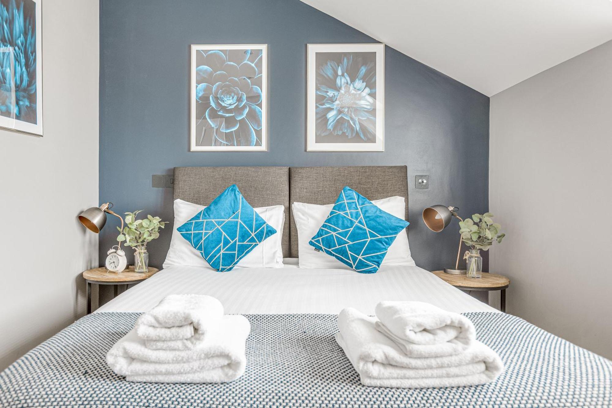 Stylish 1 Bed Apt , Central , Pkg, Perfect For Long Stays Еґгем Екстер'єр фото